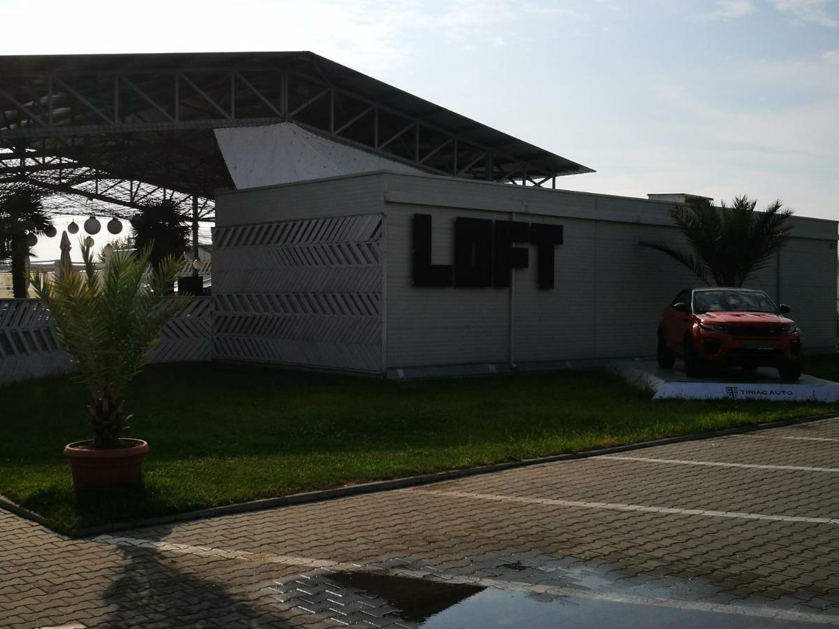 Luxury Studio 42 De Silva Mamaia Eksteriør billede
