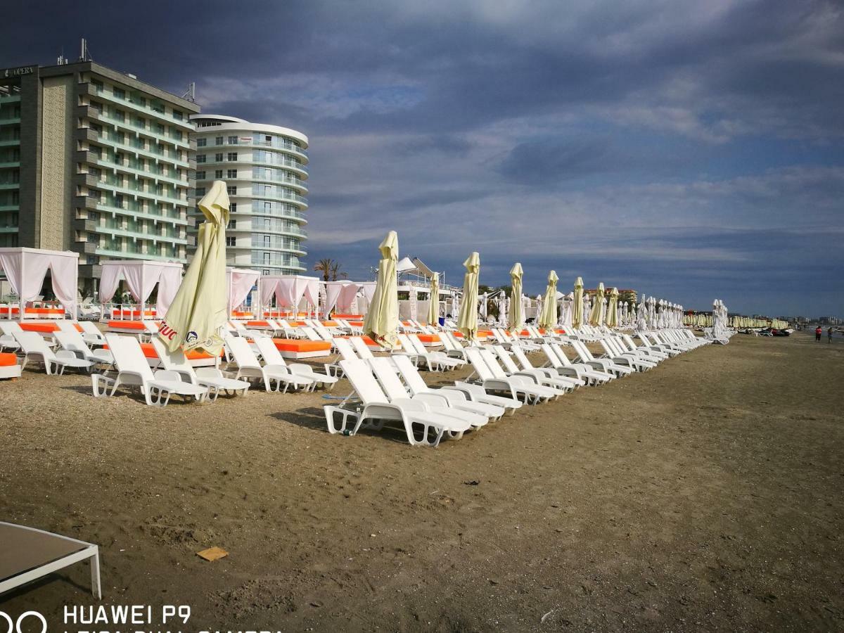 Luxury Studio 42 De Silva Mamaia Eksteriør billede