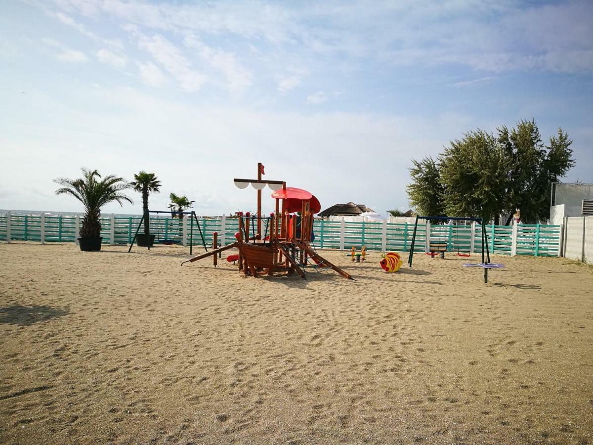 Luxury Studio 42 De Silva Mamaia Eksteriør billede