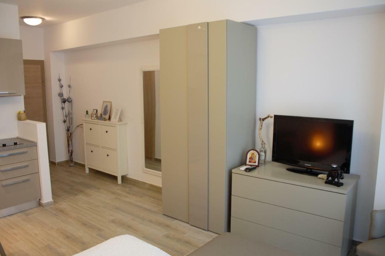 Luxury Studio 42 De Silva Mamaia Eksteriør billede